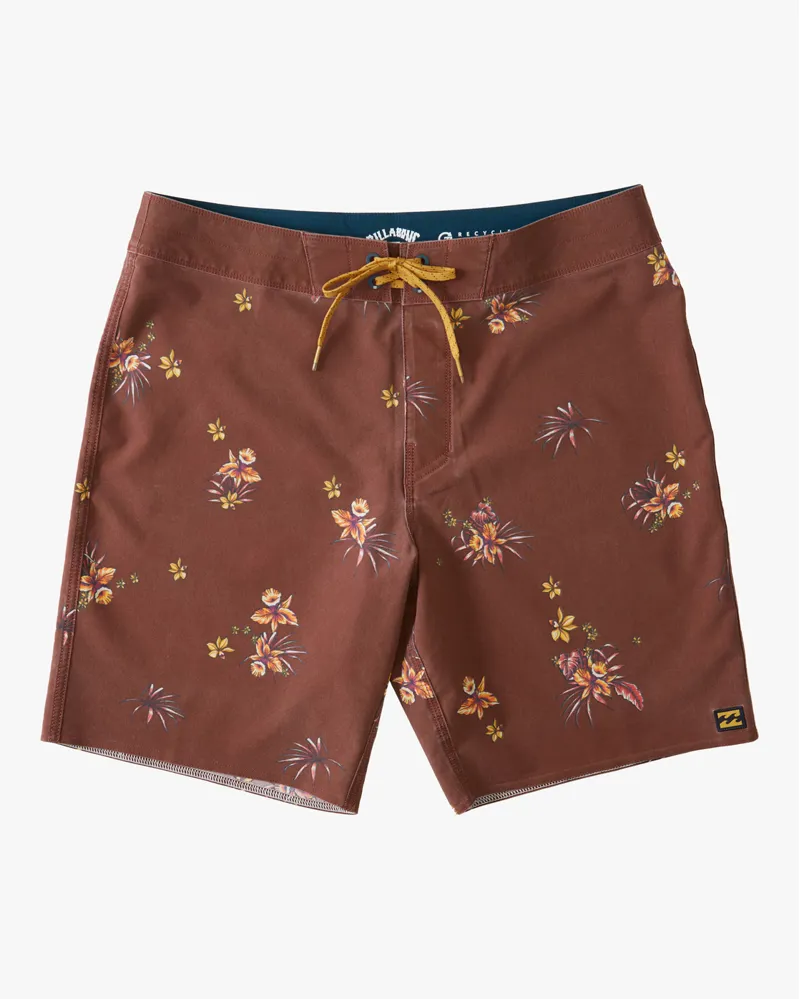 Billabong Sundays Pro Boardshort in Brick