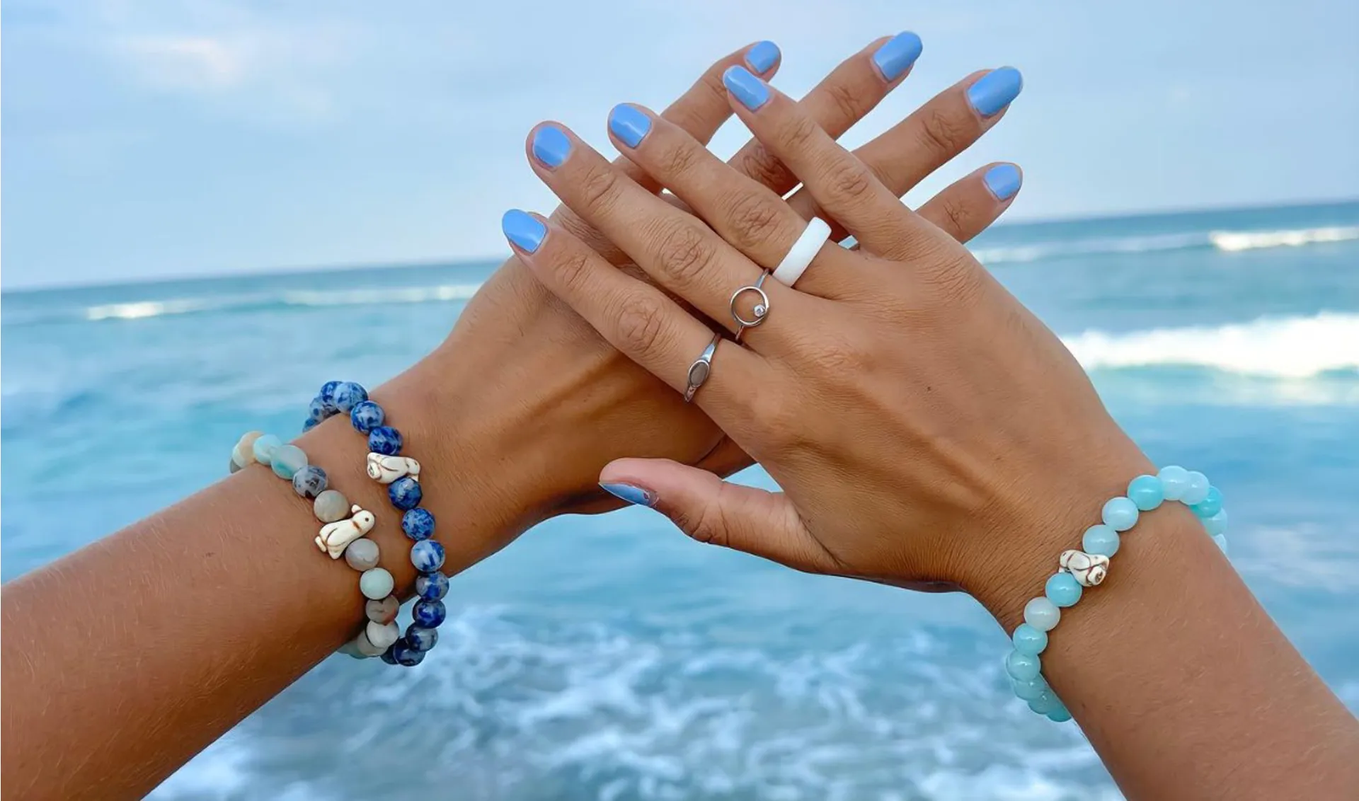 Falho Bracelets on both wrists
