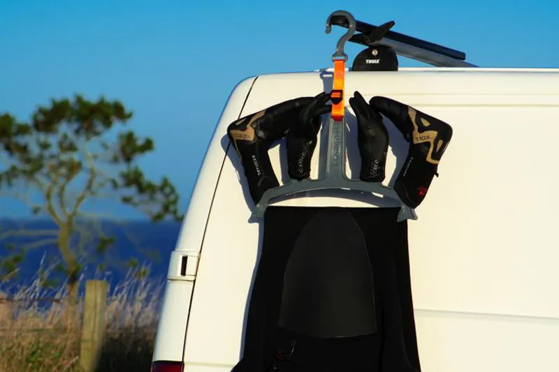 C-Monsta Wetsuit Hanger V2-2