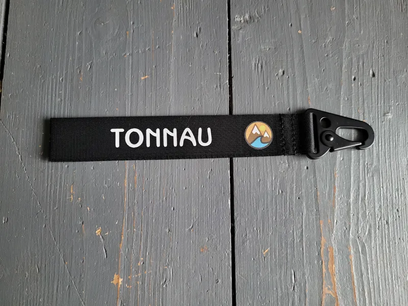 Tonnau mountain Lanyard/key chain-2