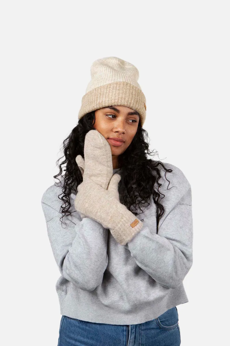 Barts Witzia Mitts in Light Brown-1