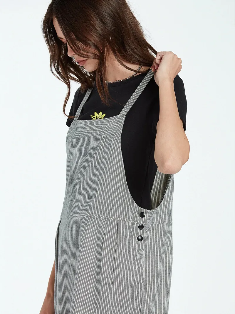 Volcom Sunday Strut Dress in Black White-6