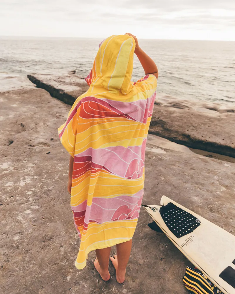 Leus Carissa Moore Original Poncho-1