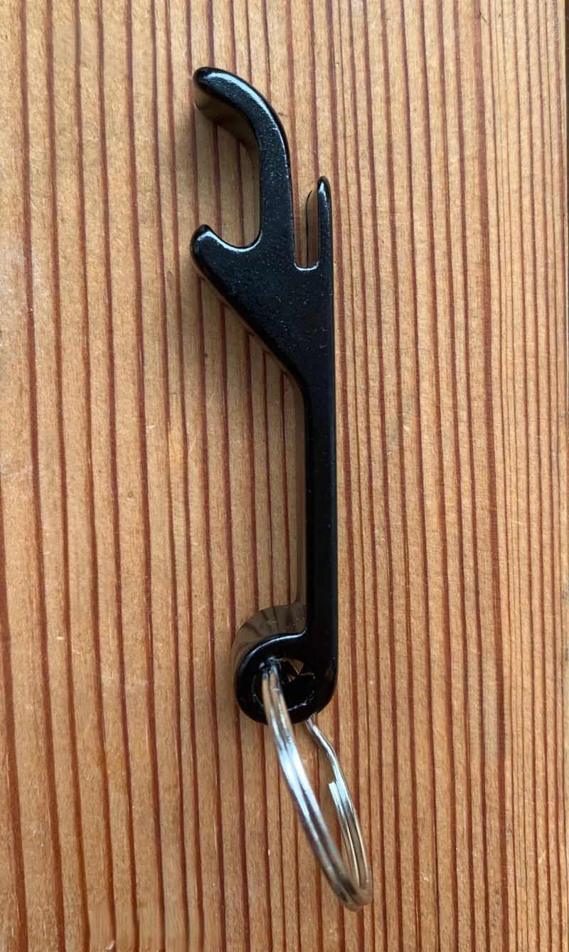 Tonnau Surf Bottle Opener - Black-1