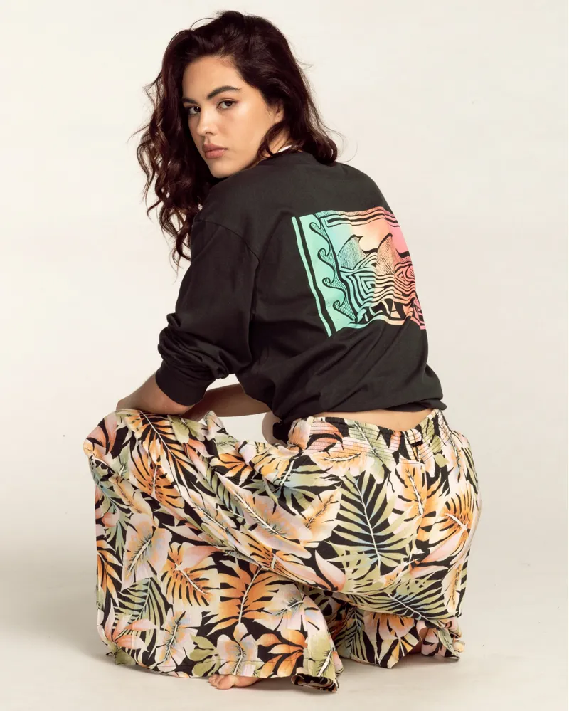 Billabong Way Out Long Sleeve Tee in Black-3