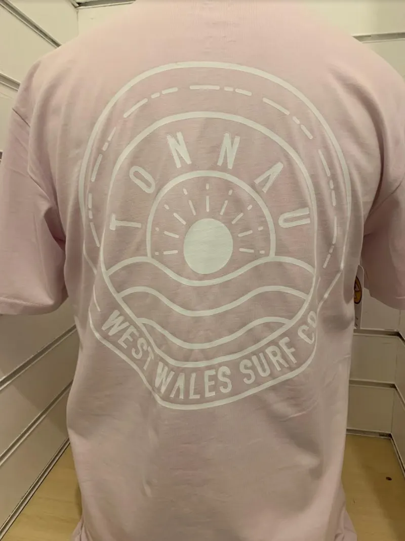 Tonnau Surf - Organic Sunset Tee in Orchid-1